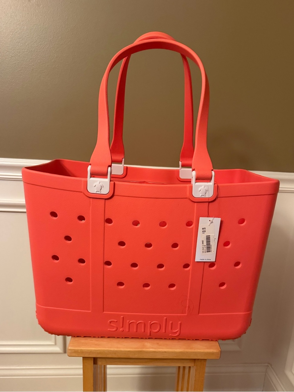 NWT SIMPLY SOUTHERN LARGE SOLID TOTE- ORANGE - Picture 1 of 6